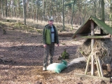 Zwola - 18.02.2014. Uzupełnianie paśników i lizawek.